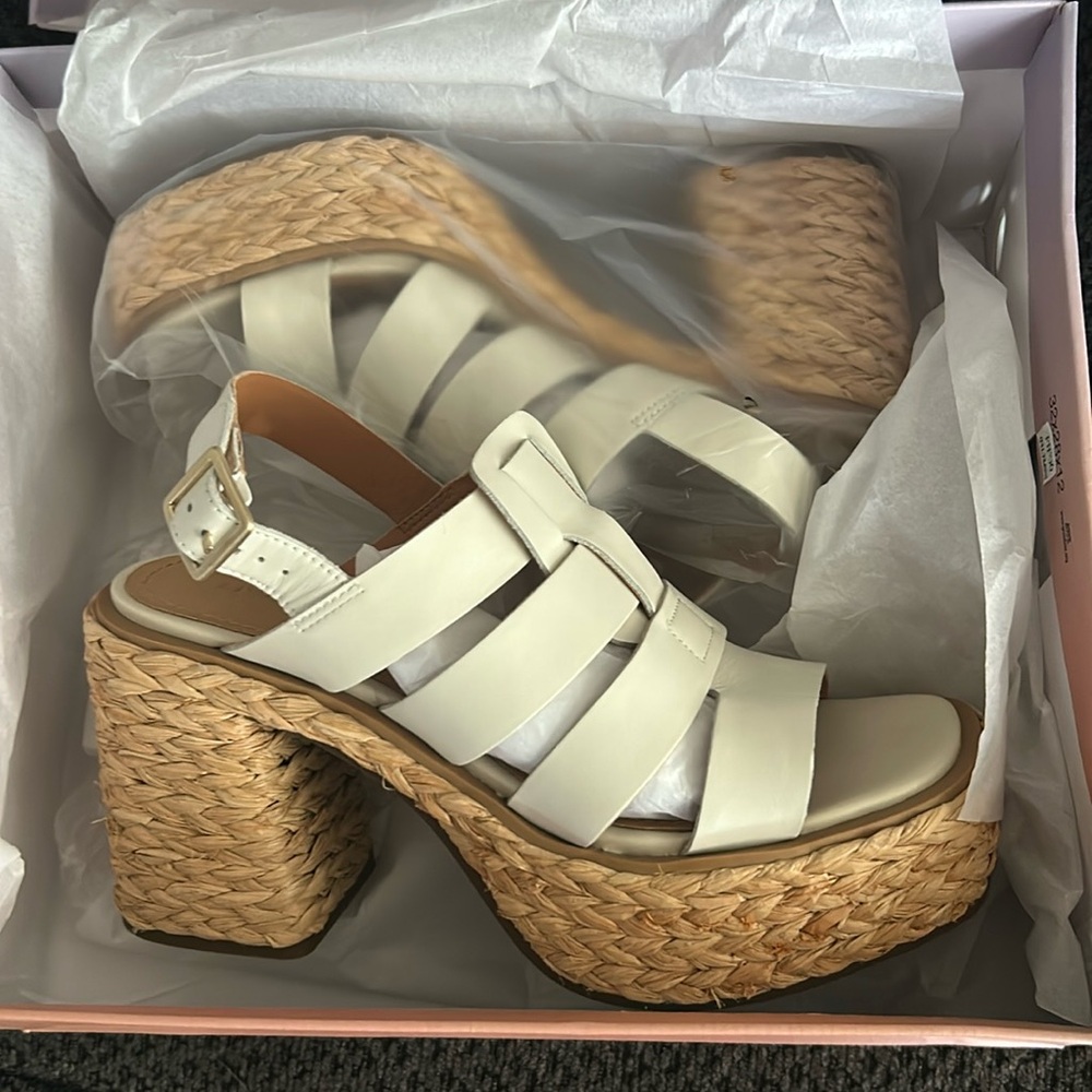 Lisa Vicky white win leather Sandals